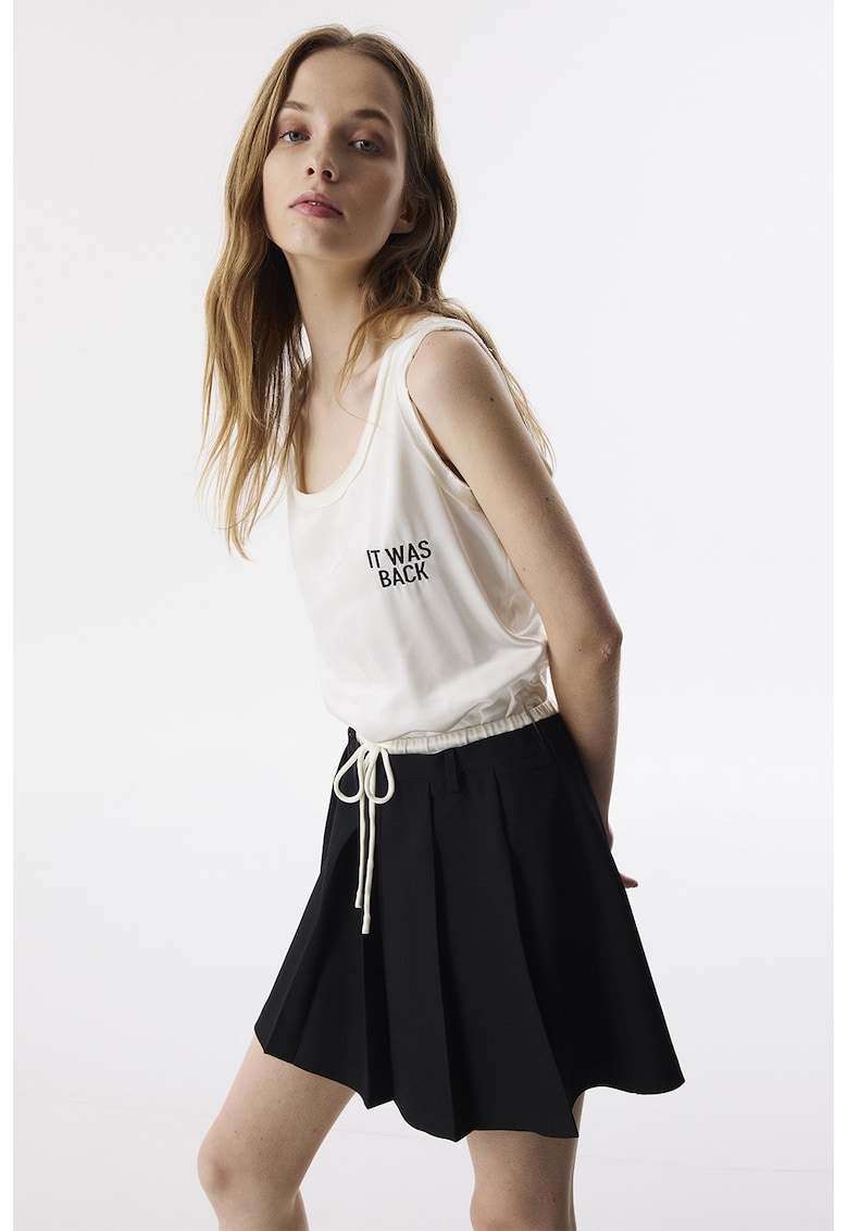 Rochie evazata cu imprimeu text - Alb fildes/Negru
