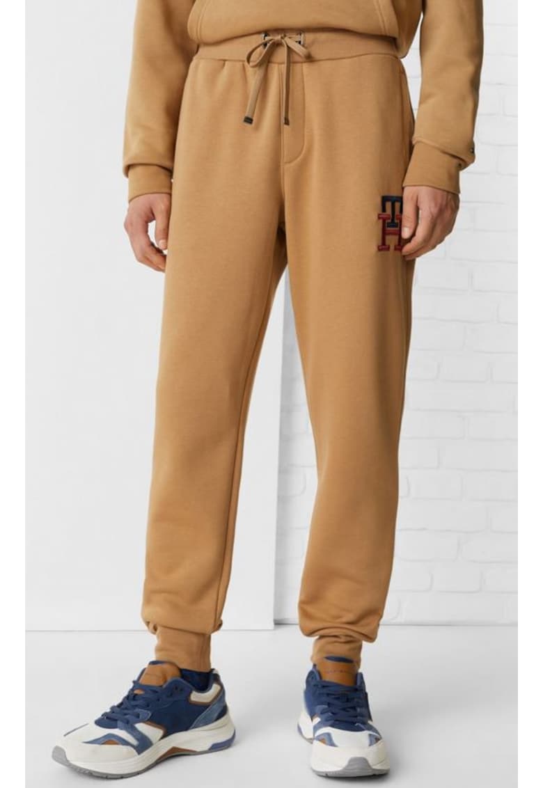 Pantaloni de trening regular fit Essential -