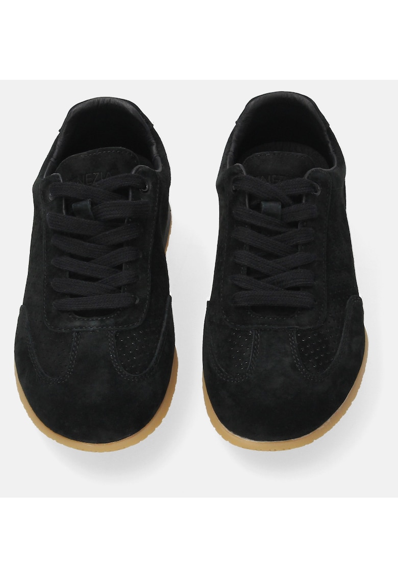 Pantofi sport uni dn piele intoarsa cu perforatii
