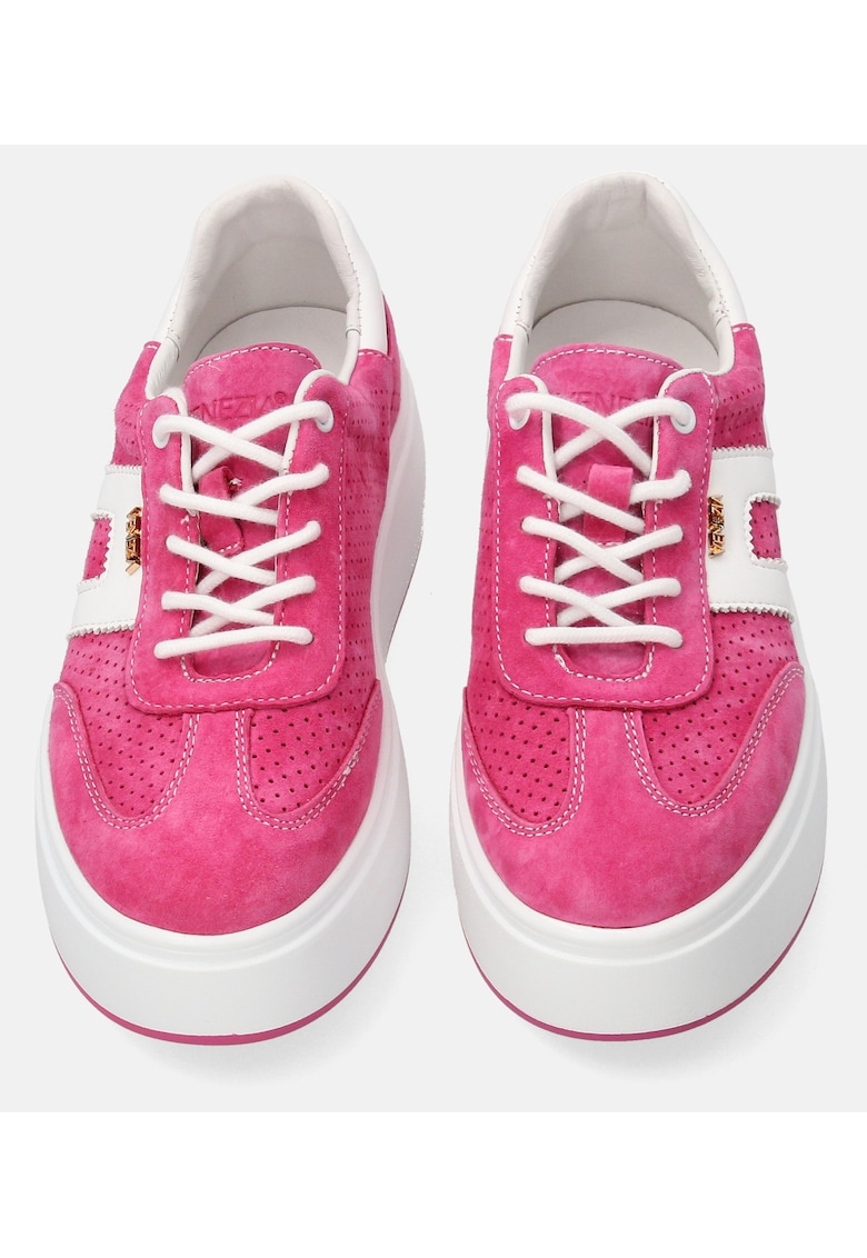 Pantofi sport cu talpa wedge din piele intoarsa