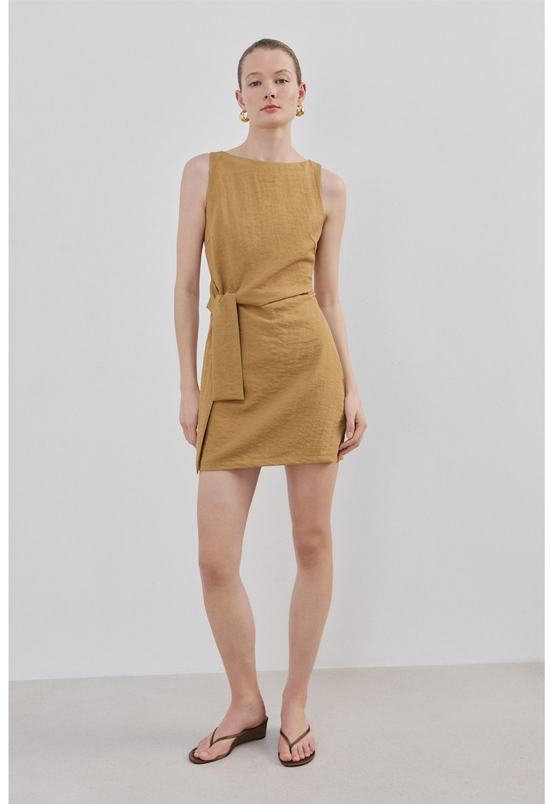 Rochie scurta cu detaliu funda lateral - Maro deschis