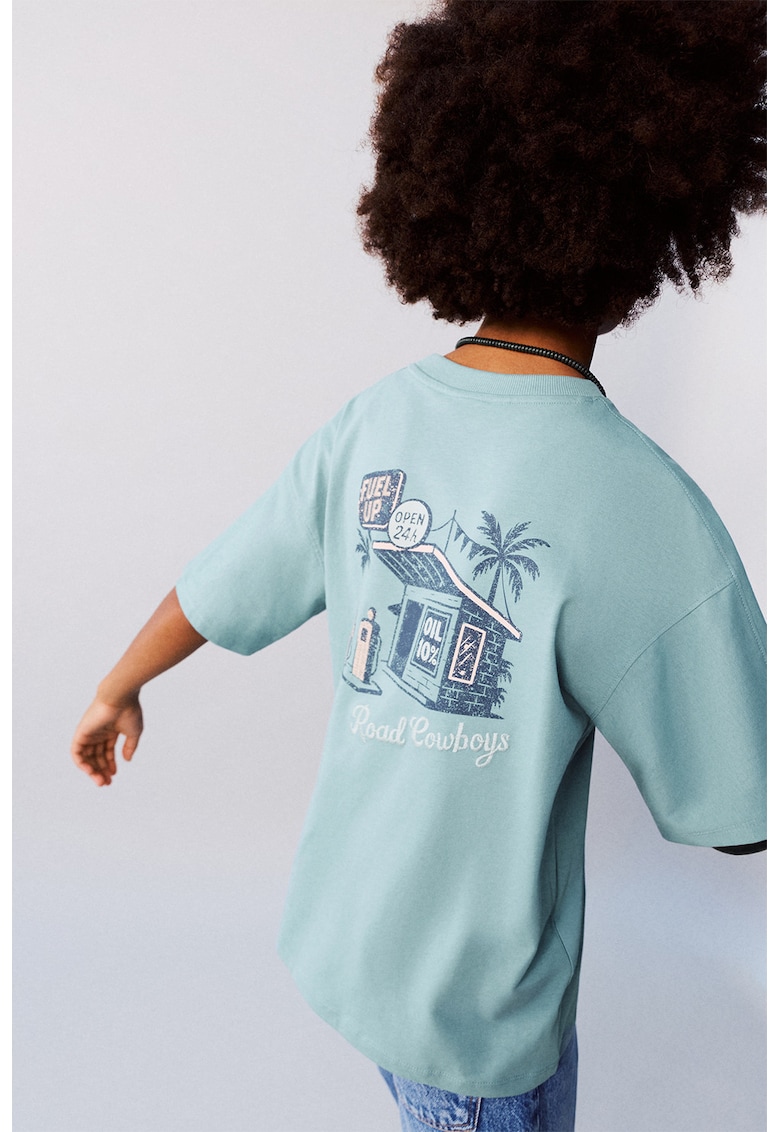 Tricou supradimensionat cu imprimeu grafic si broderie - Turcoaz
