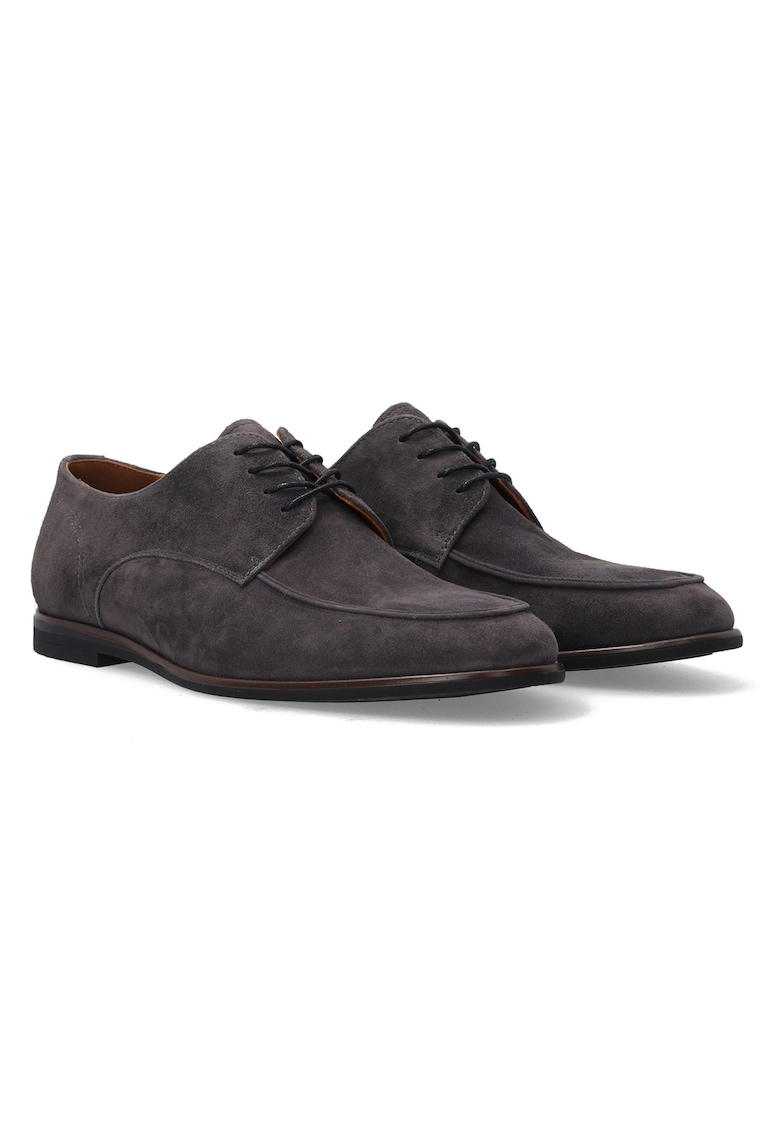 Pantofi de piele intoarsa