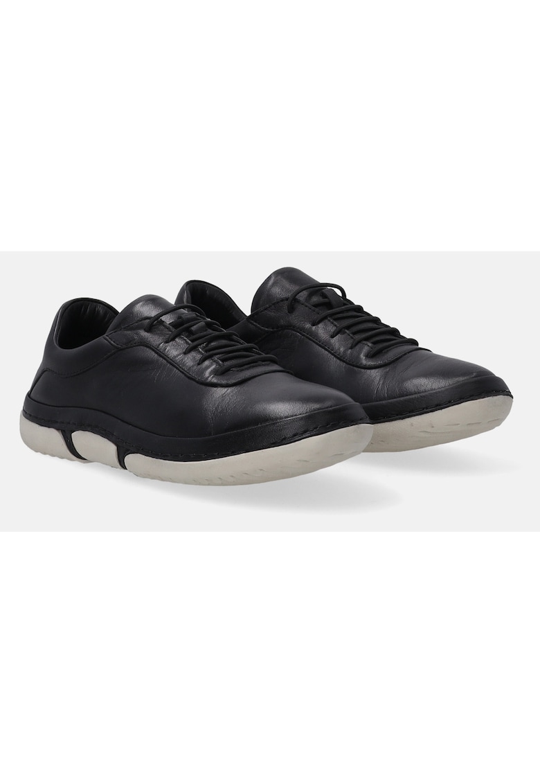 Pantofi sport cu profil jos din piele -