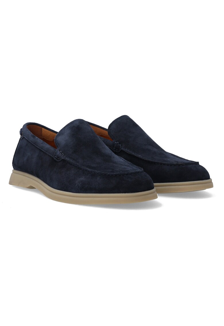 Pantofi loafer din piele intoarsa cu detaliu metalic la spate