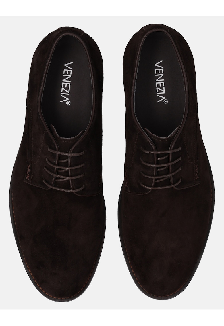 Pantofi Derby din piele intoarsa.