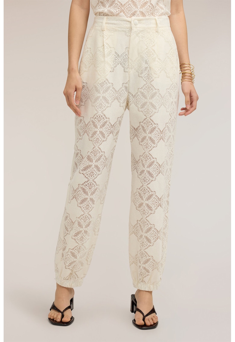 Pantaloni conici cu insertii de dantela - Alb fildes