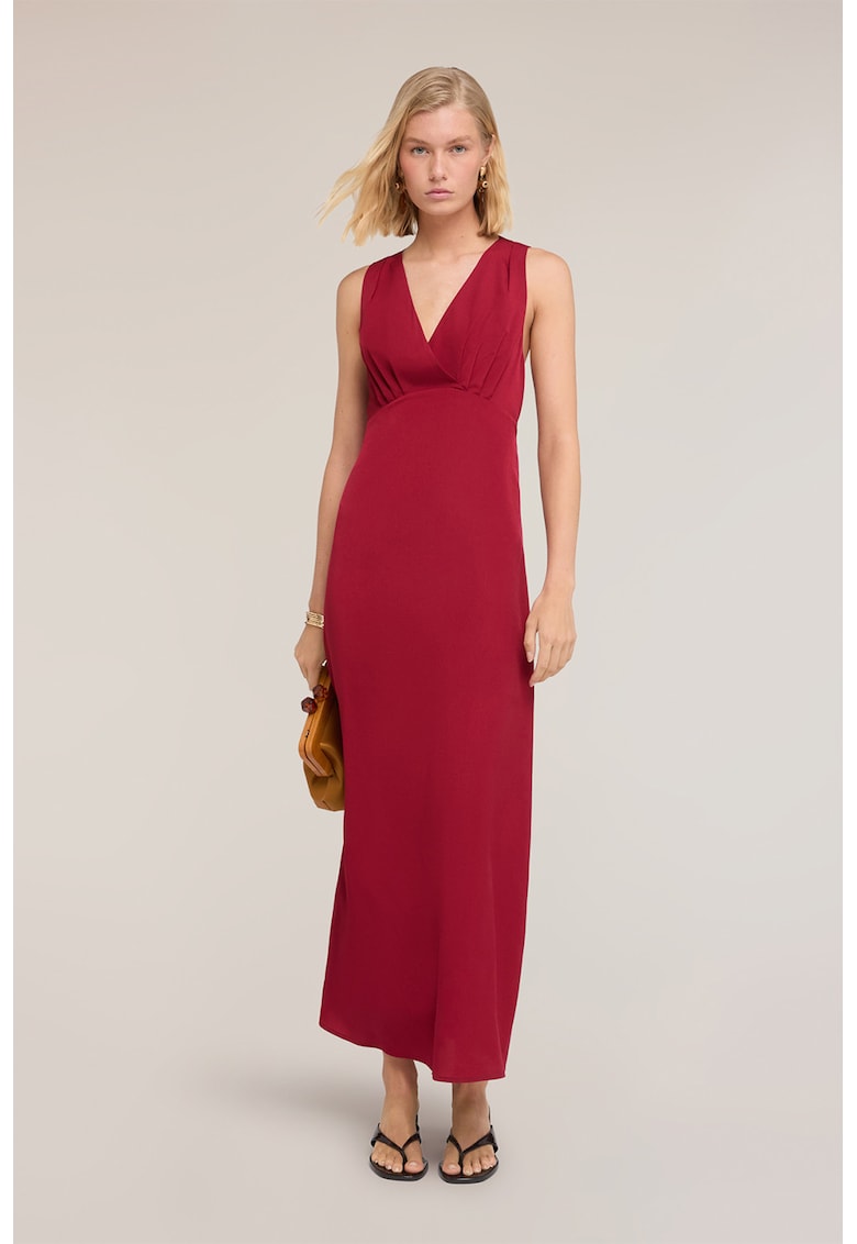 Rochie lunga cu croiala evazata - Rosu