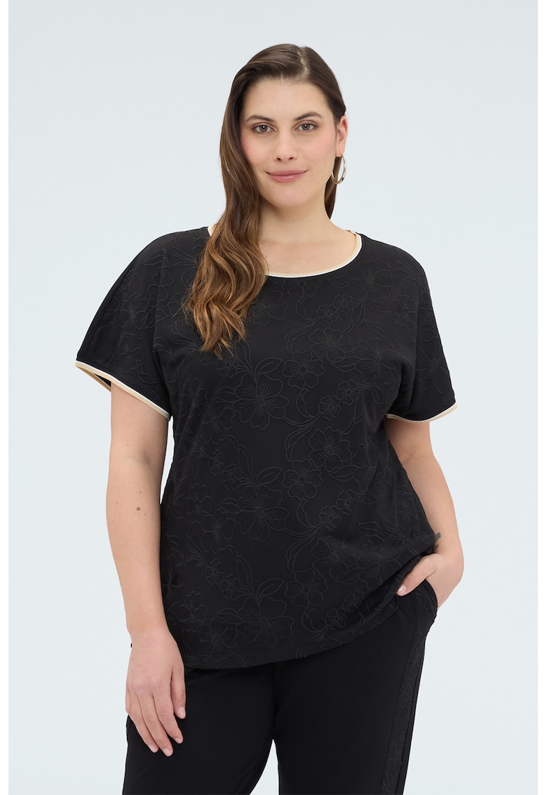 Tricou texturat cu model floral si decolteu rotund - Negru
