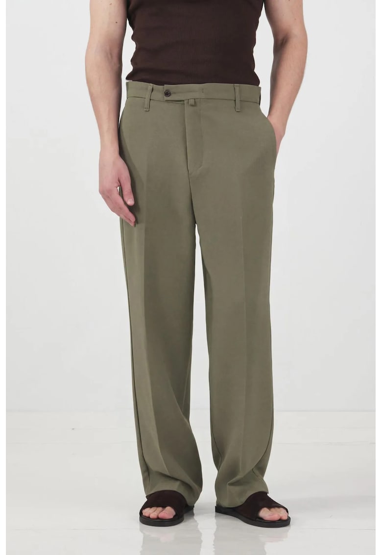 Pantaloni barbati - croiala dreapta - talie medie - Kaki - poliester