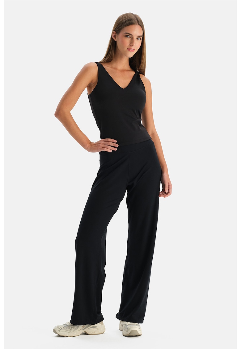 Pantaloni cu croiala ampla si talie inalta - Negru