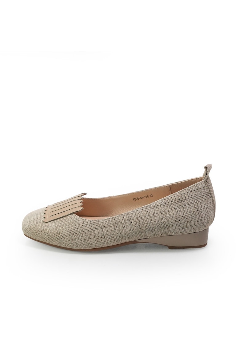 Pantofi din piele naturala cu model discret - Maro