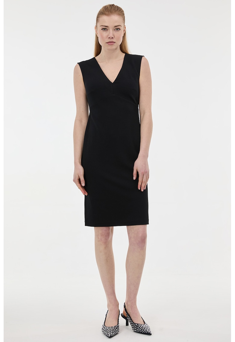 Rochie cambrata cu decolteu in V - Negru