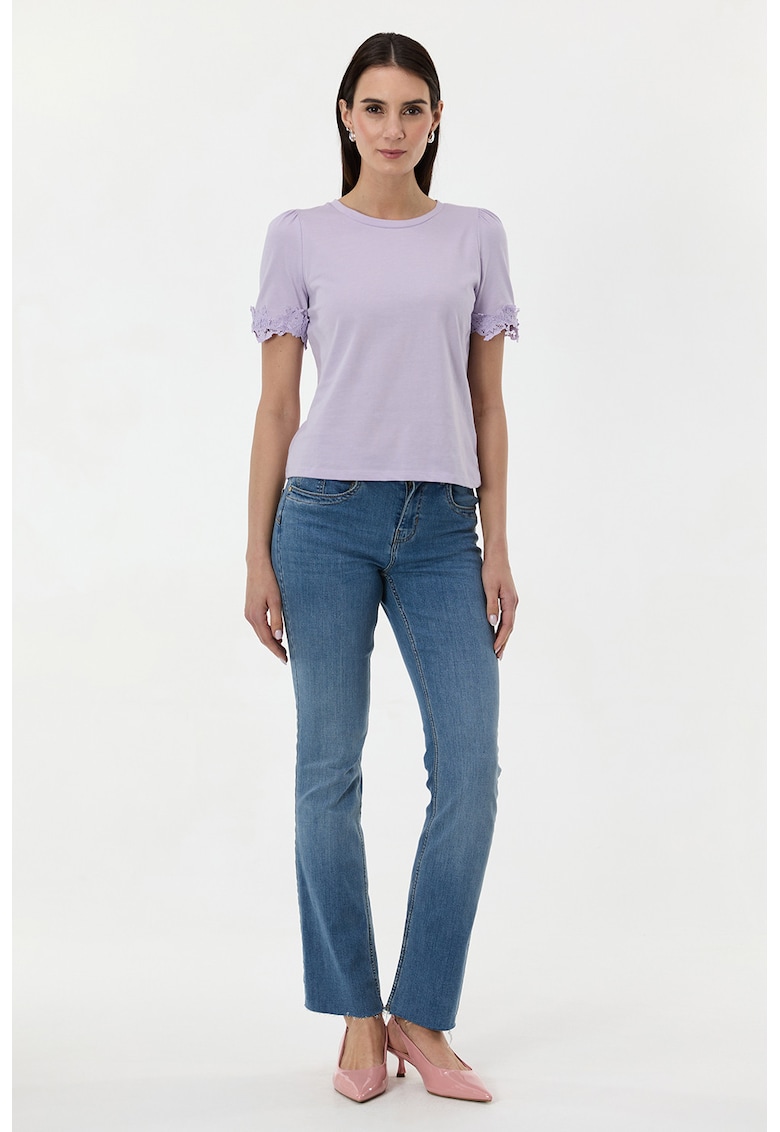 Tricou cu model uni si insertii din dantela - Lila