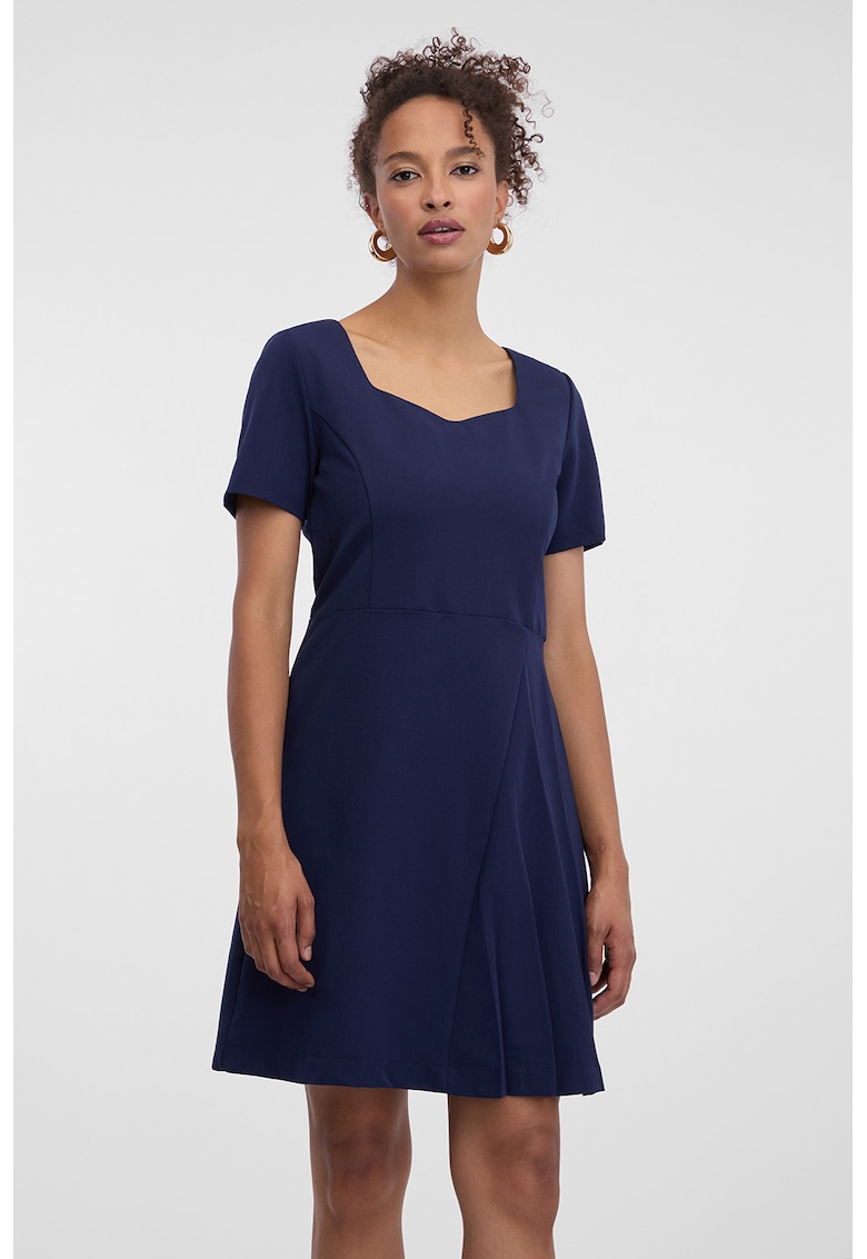 Rochie cu croiala in A si decolteu sweetheart