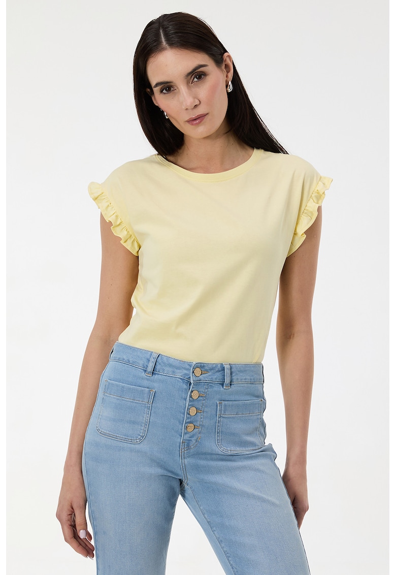 Tricou cu garnitura cu volane pe maneci - Galben