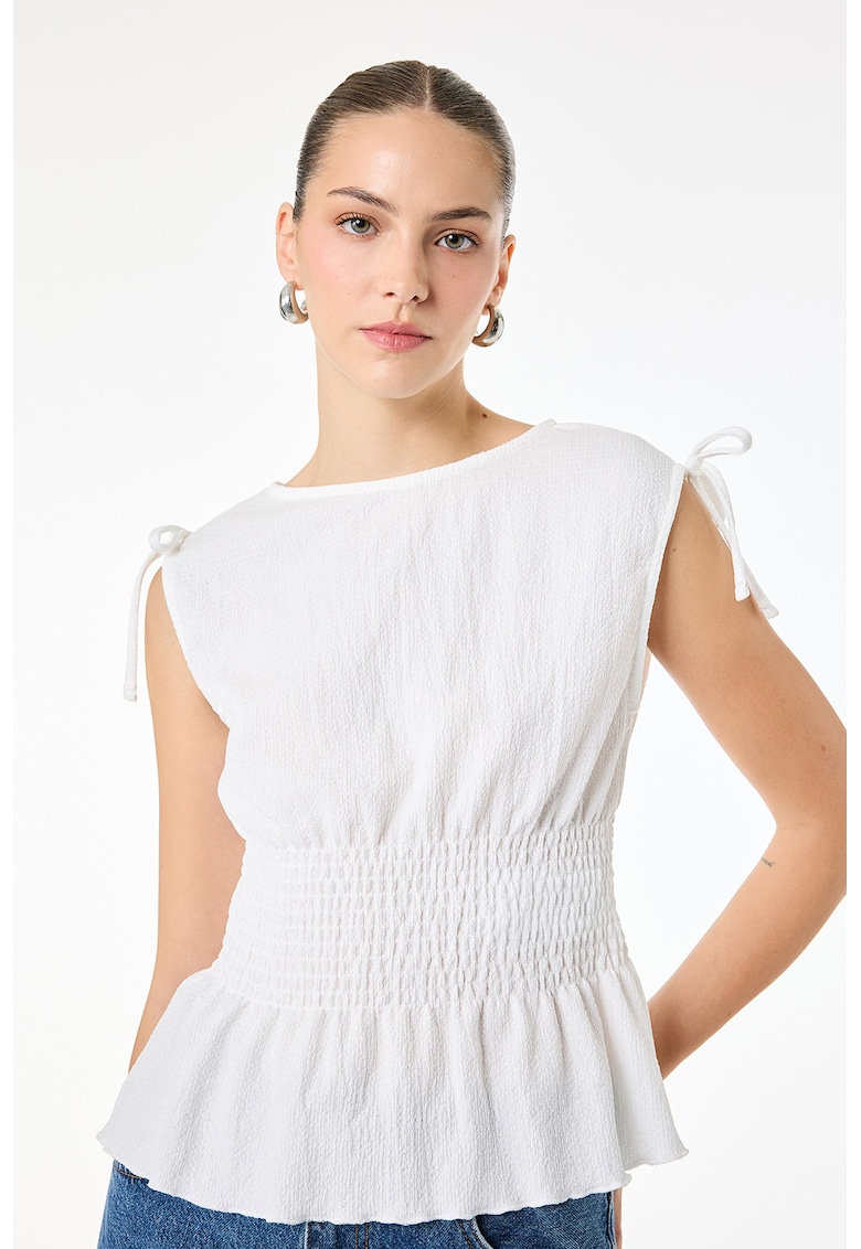 Tricou cu talie elastica si terminatie evazata - Alb