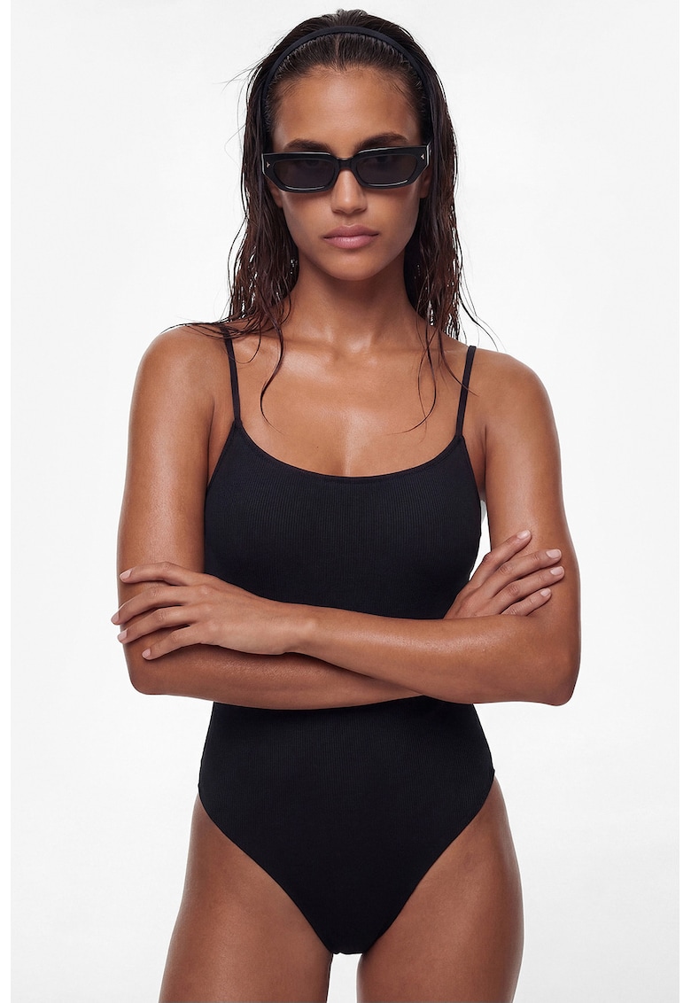 Costum de baie intreg cu model uni - Negru