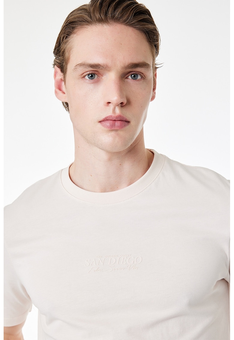 Tricou regular fit cu decolteu la baza gatului - Alb fildes