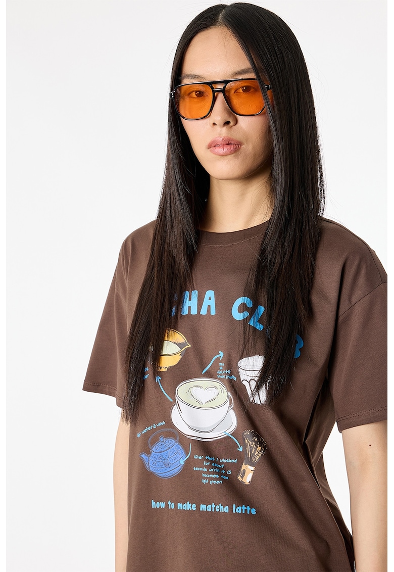 Tricou cu imprimeu grafic - Maro