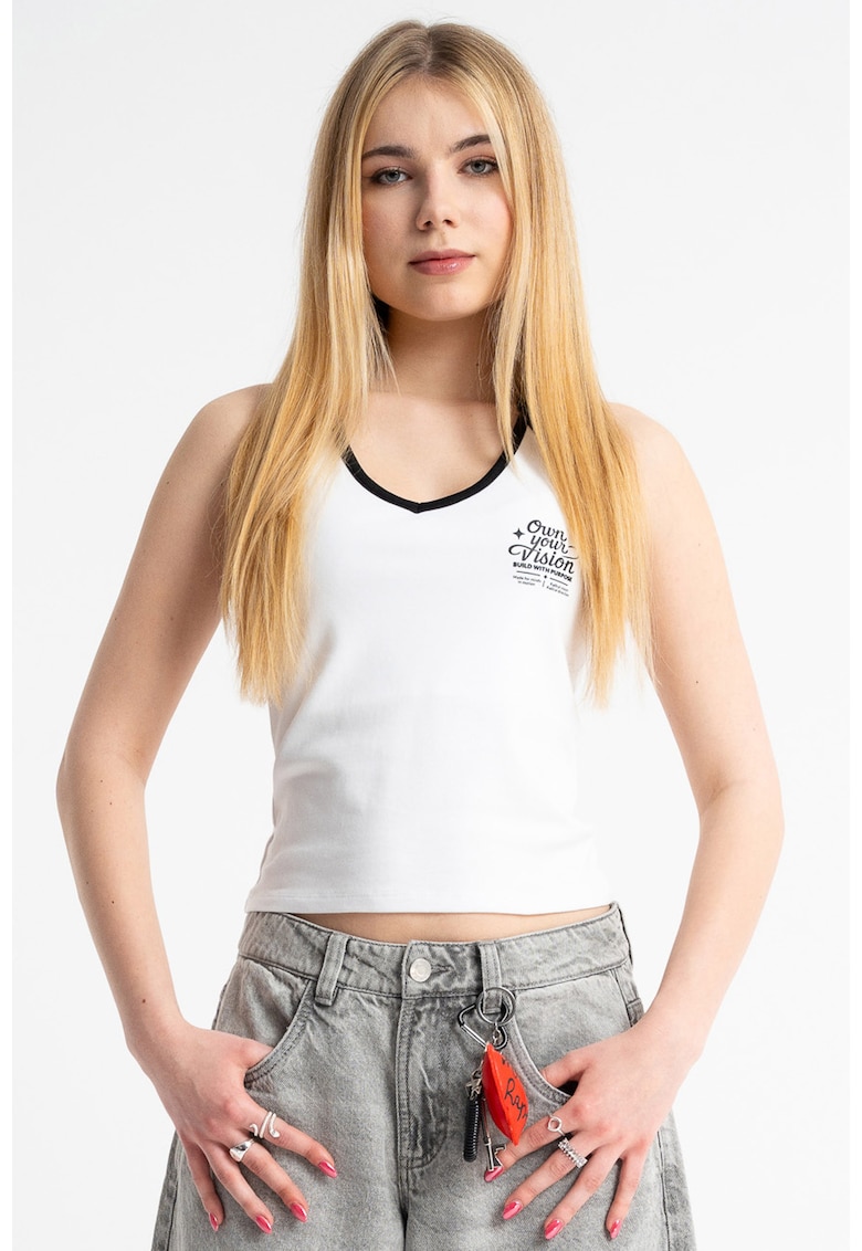 Top halter cu accente contrastante