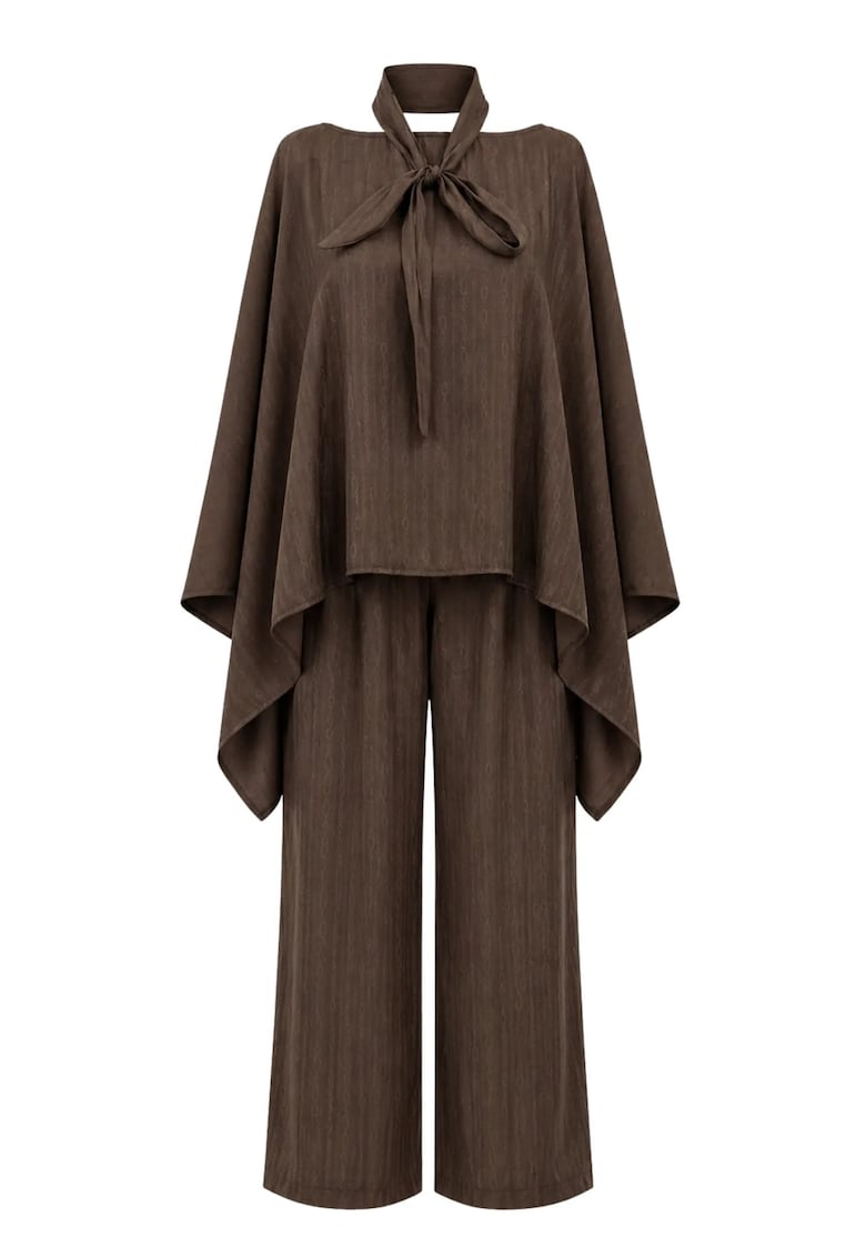Costum tricotat - set cu talie inalta - guler tip sal - pantaloni largi - maro cafea - 82% modal - 18% poliester -