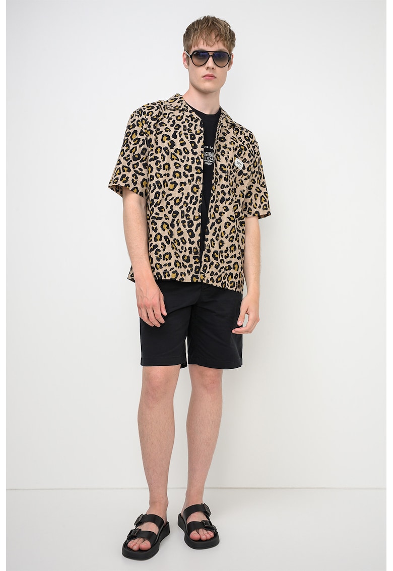 Camasa relaxed fit cu model animal print Zeke - Negru/Bej/Verde masliniu
