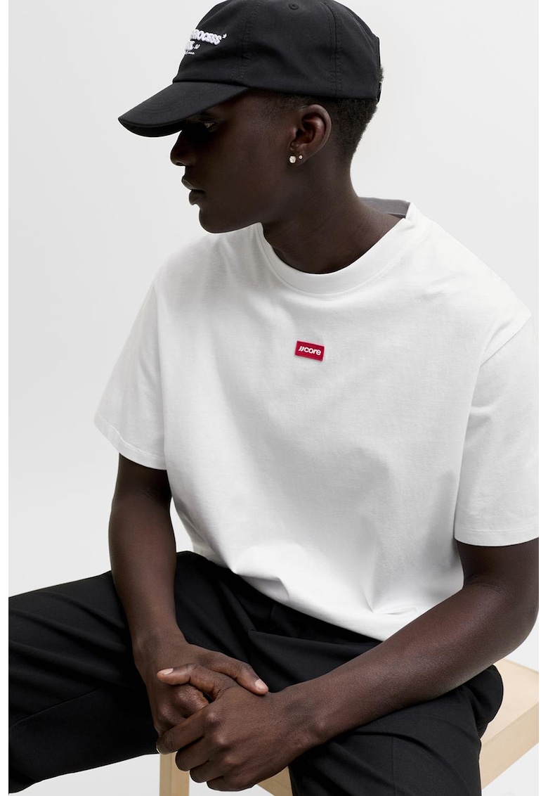 Tricou din bumbac cu decolteu la baza gatului si imprimeu logo discret - Alb optic