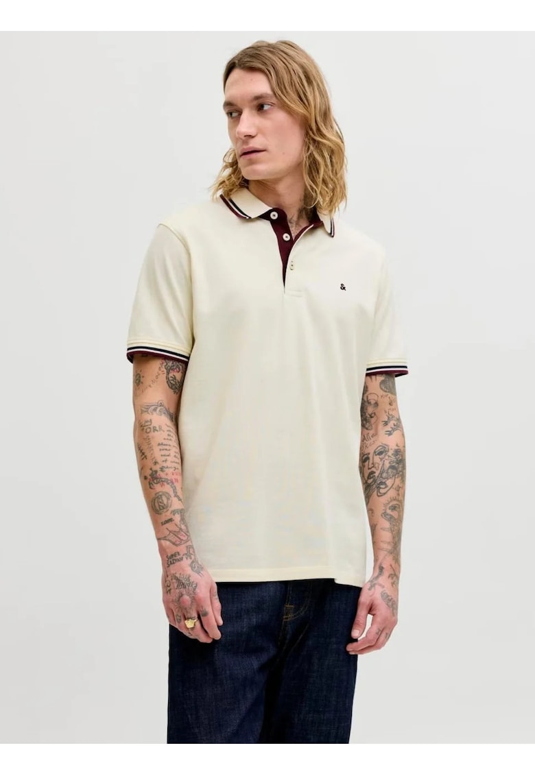 Tricou polo barbati - Slim fit cu guler contrast - Crem -