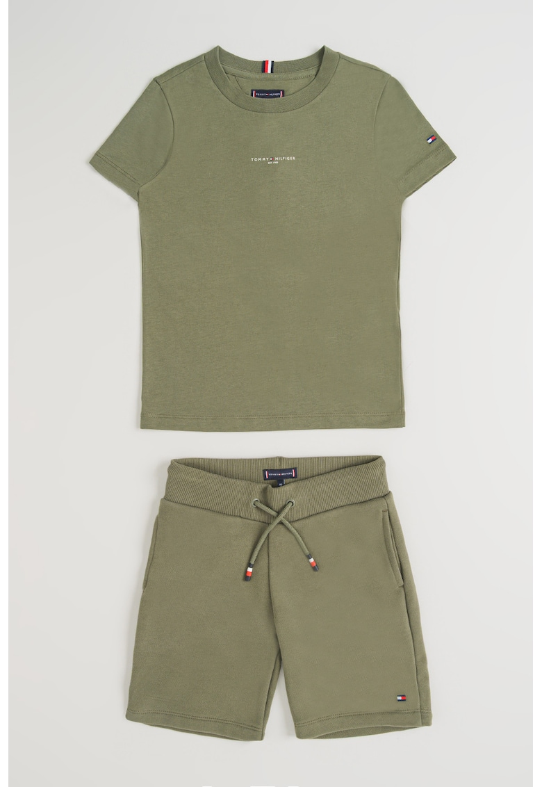 Set de tricou si bermude Essential - Verde feriga