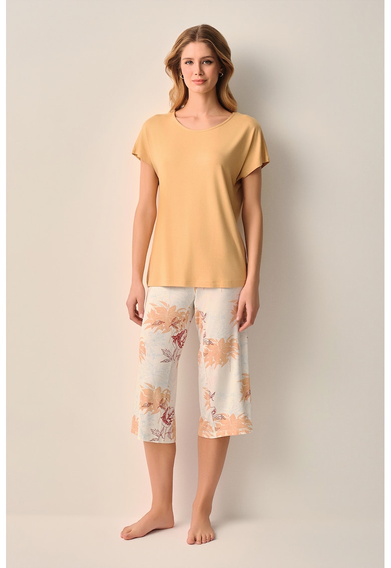 Pijama cu maneci scurte si pantaloni trei sferturi - Portocaliu persan