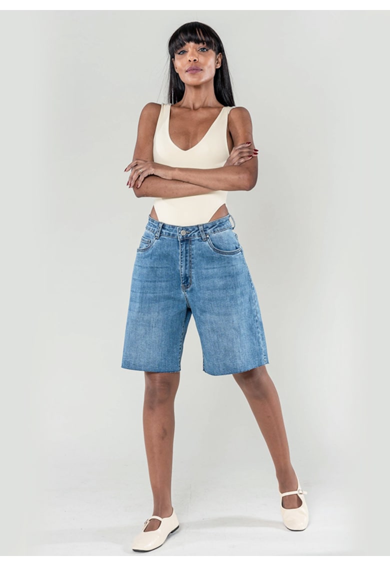 Blugi scurti basic P203-5 M7 - Albastru 20129 - Albastru