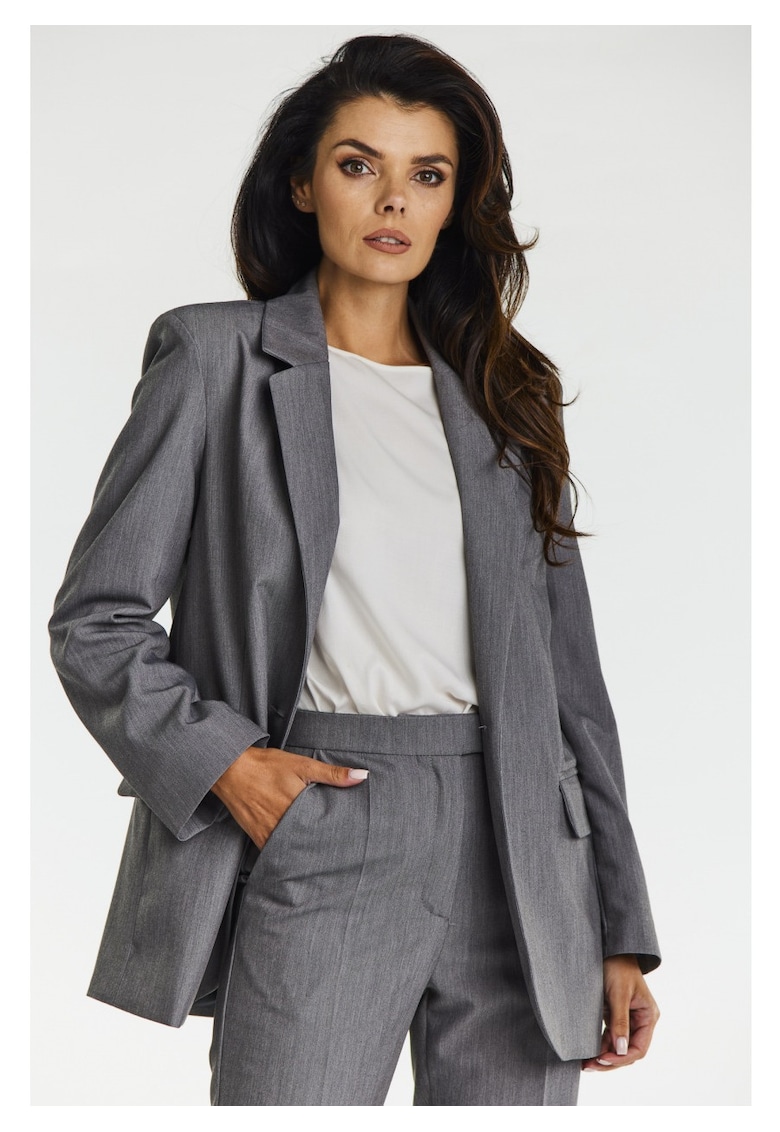 Sacou Elegant Lejer De Dama - Marimea M - Gri - Design Minimalist Clasic - Material Premium Cu Viscoza - Croiala Casual Confortabila Prevazuta Cu Buzunare Cu Clape Si Inchidere Cu Un Nasture - Captuseala Cu Imprimeu Contrastant - Office Lux