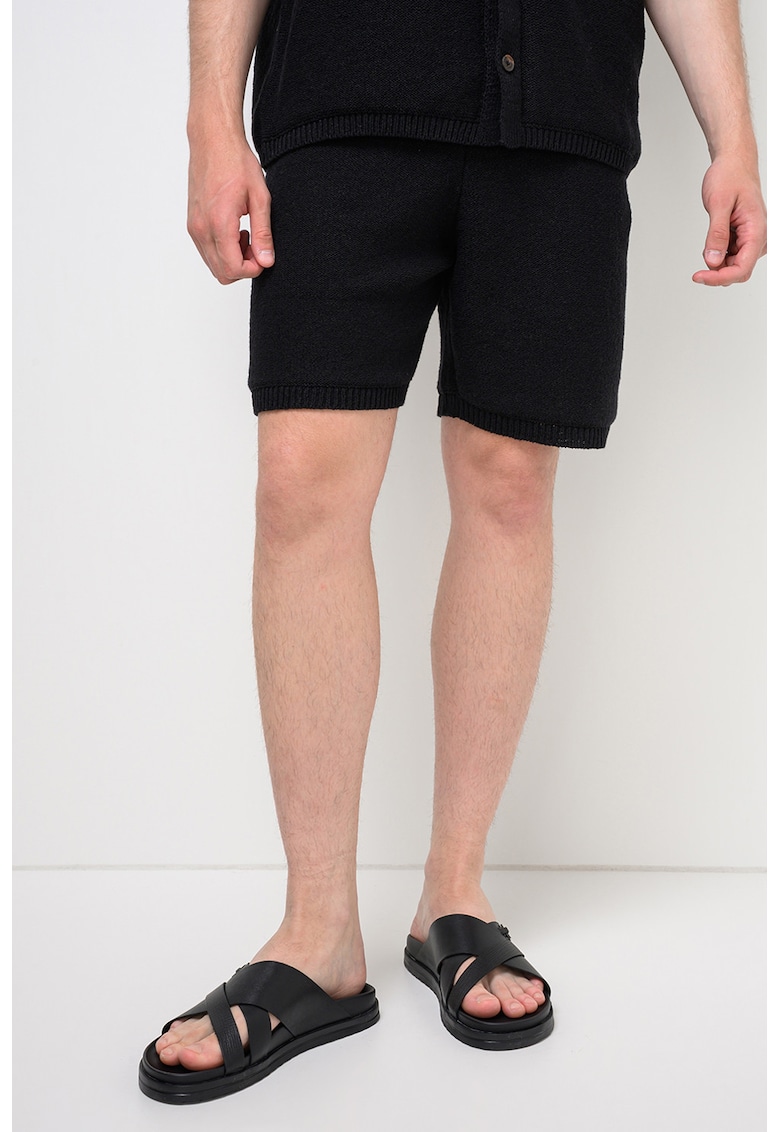 Pantaloni scurti tricotati cu snur de ajustare in talie - Negru