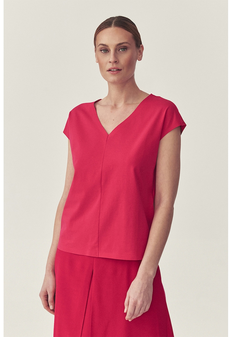 Tricou cu decolteu in V si model uni - Rosu