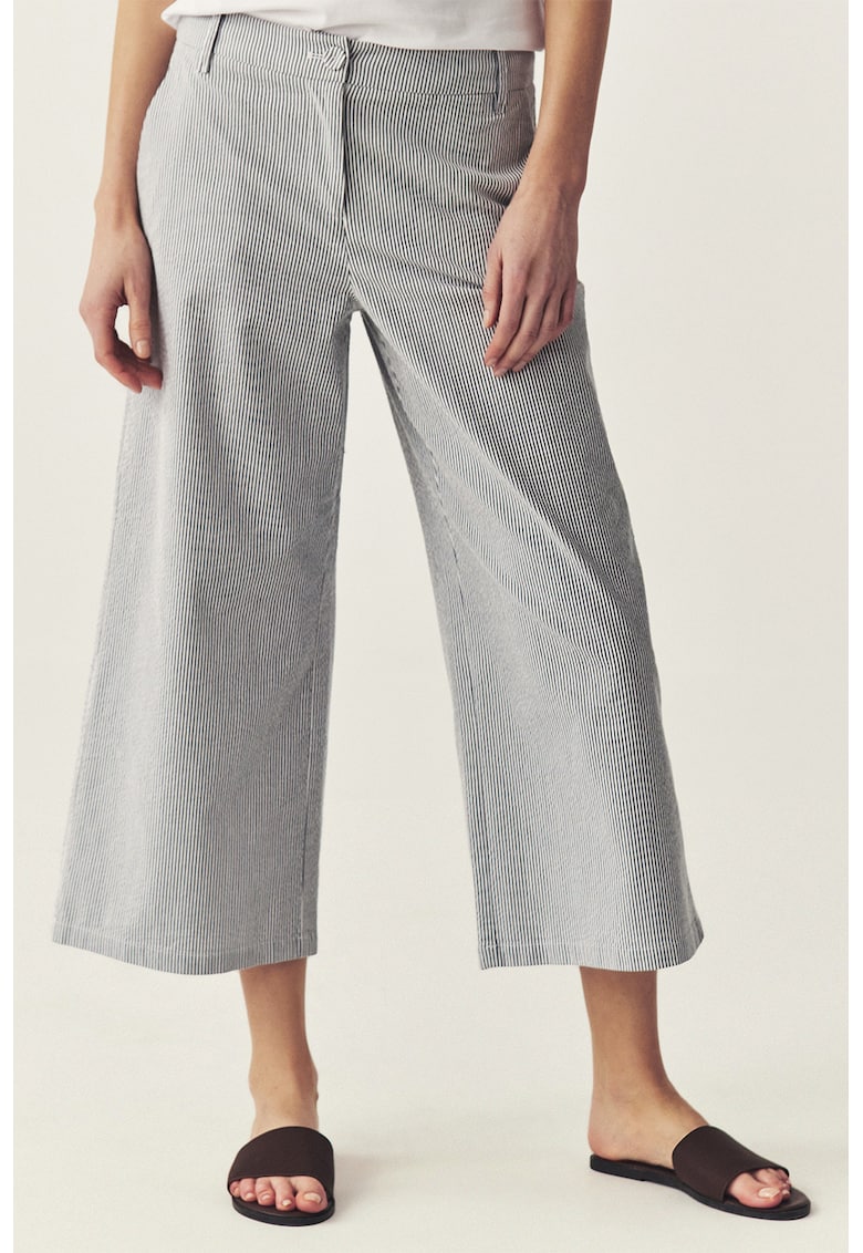 Pantaloni crop cu croiala ampla si model in dungi - Alb/Bleumarin