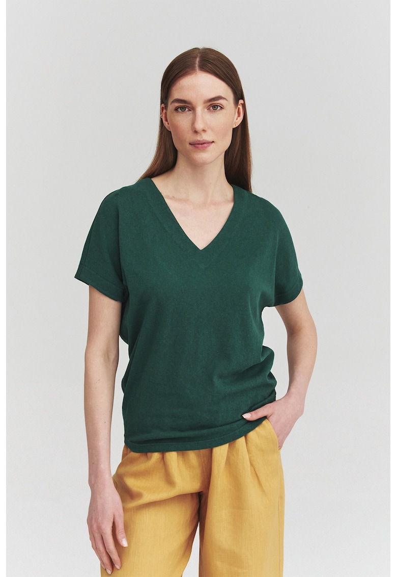 Tricou uni cu decolteu in V - Verde padure
