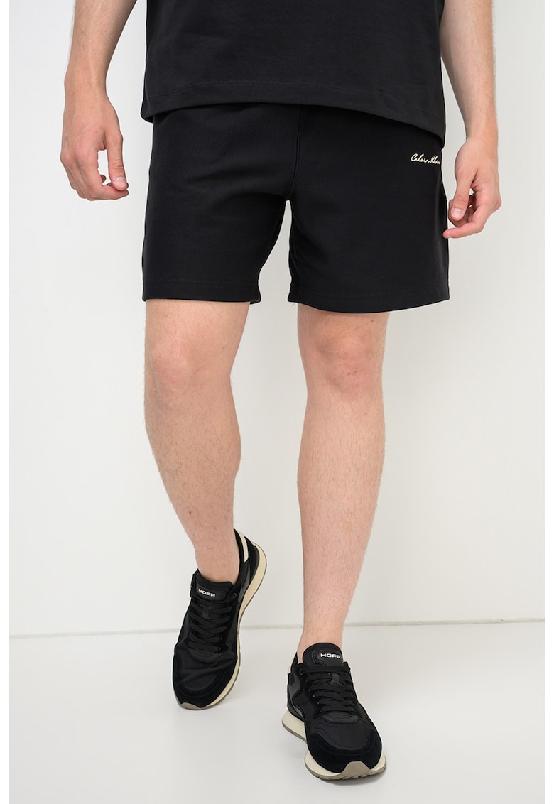 Pantaloni scurti cu talie elastica si logo brodat - Negru