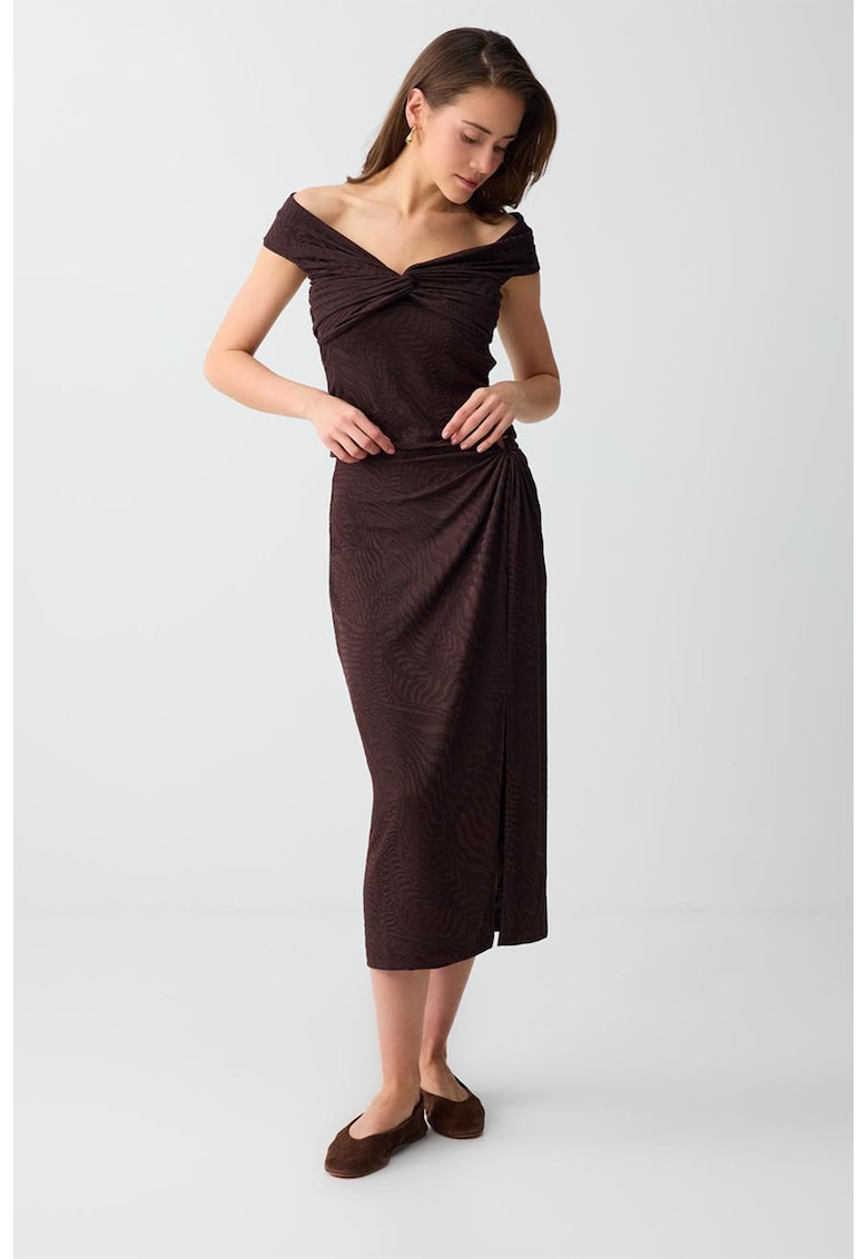Fusta midi dreapta cu slit lateral - Maro pamantiu