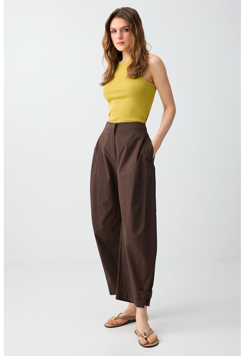 Pantaloni de bumbac cu talie medie si croiala ampla - Maro pamantiu