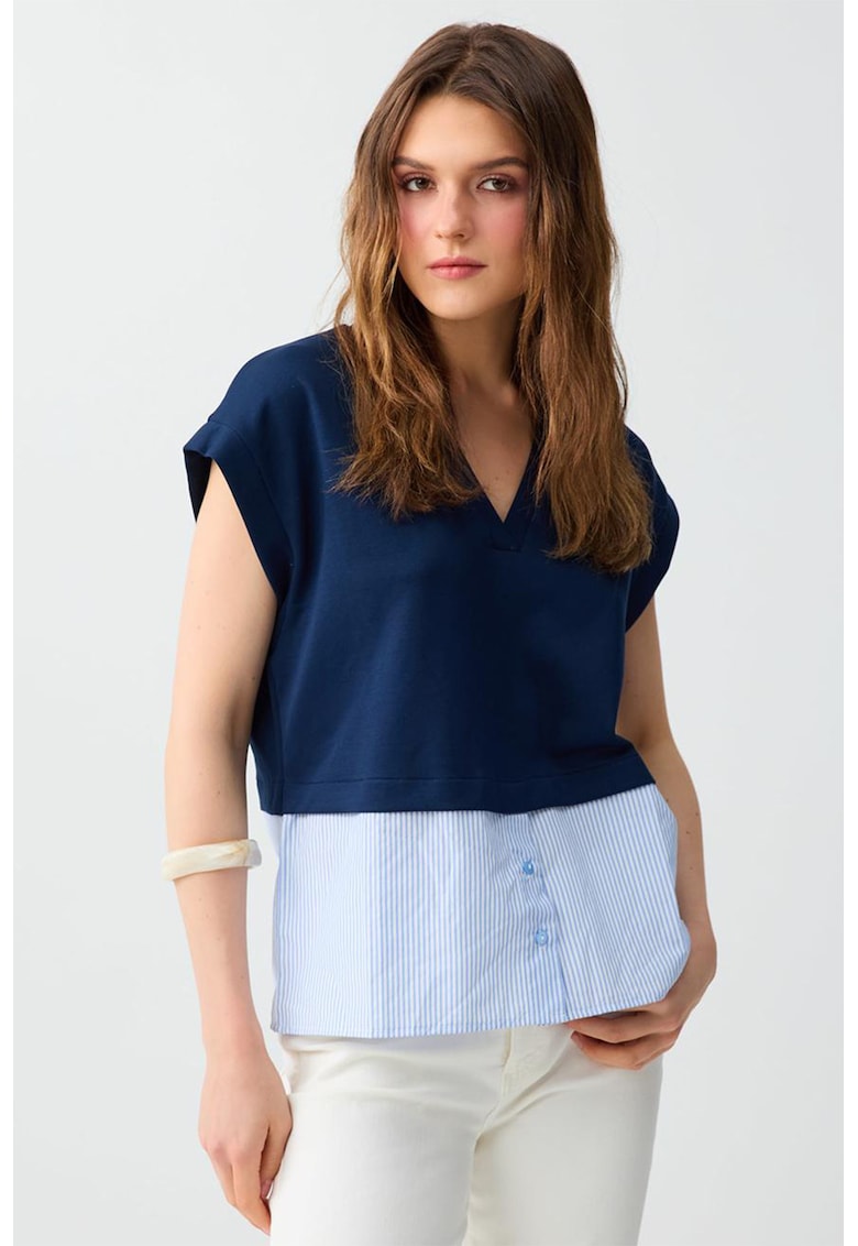 Bluza cu decolteu in V si model petrecut - Albastru pastel/Bleumarin