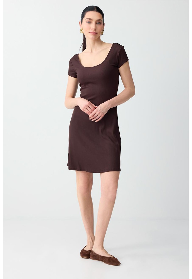 Rochie mini cu decolteu patrat - Maro pamantiu