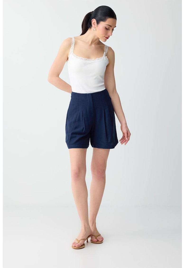 Pantaloni scurti din amestec de in cu pliuri - Bleumarin