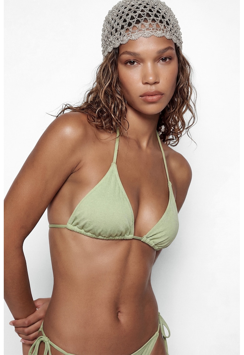 Sutien triunghiular de baie cu decolteu halter - Verde fistic