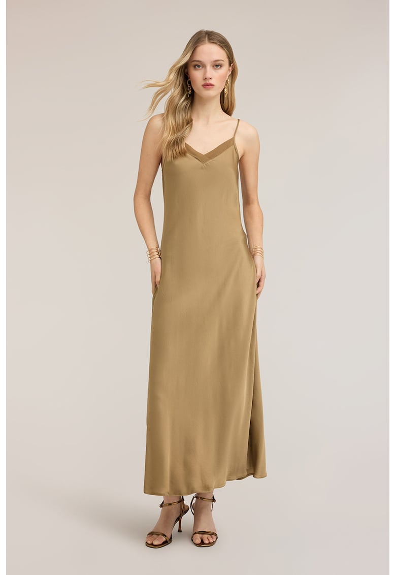 Rochie-furou din satin cu decolteu in V - Maro camel