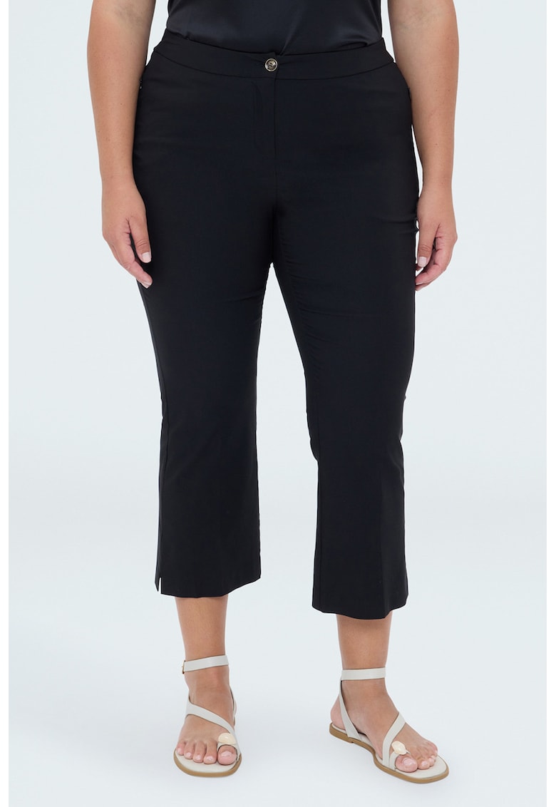 Pantaloni capri cu model uni - Negru