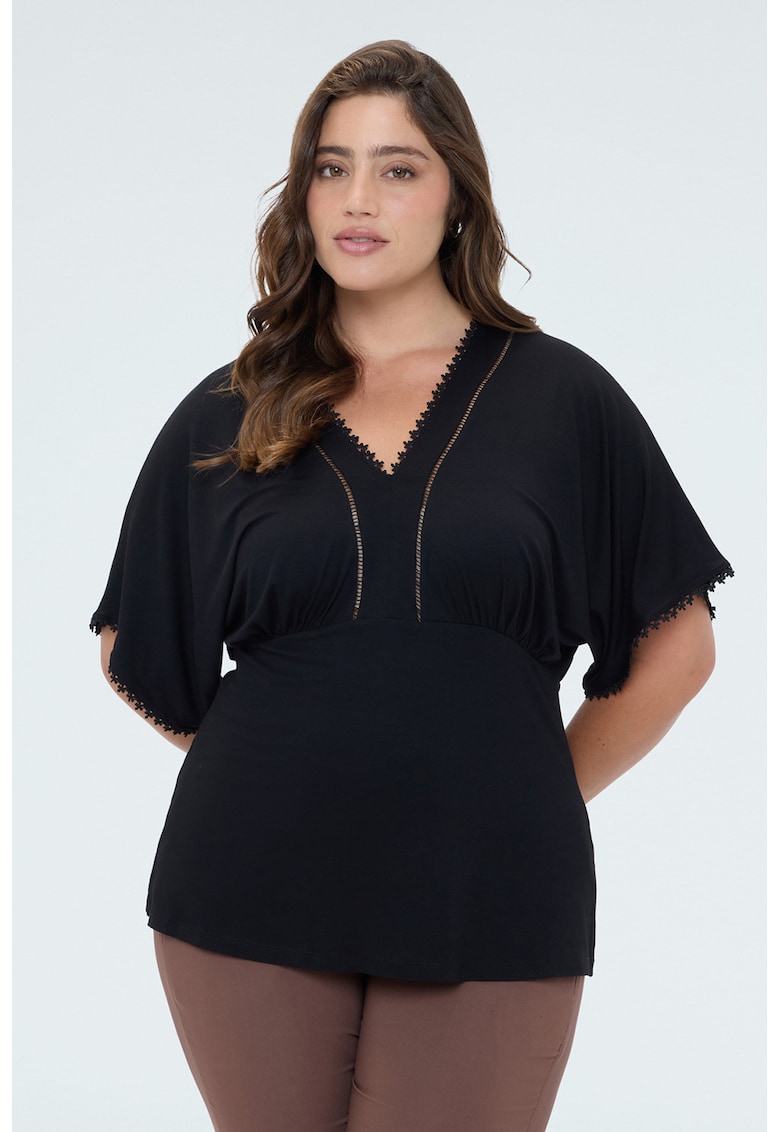 Tricou cu decolteu in V - Negru