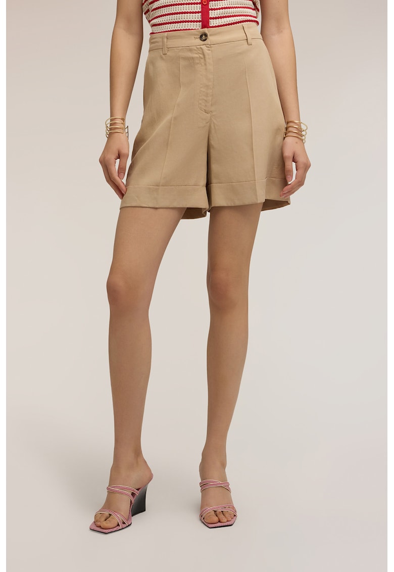 Pantaloni scurti chino din lyocell si in - Maro camel