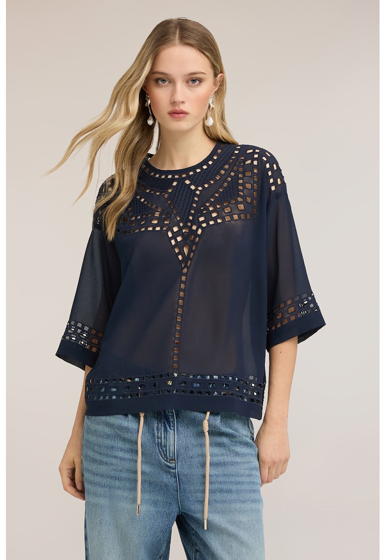 Bluza cu perforatii si maneci medii - Albastru ultramarin