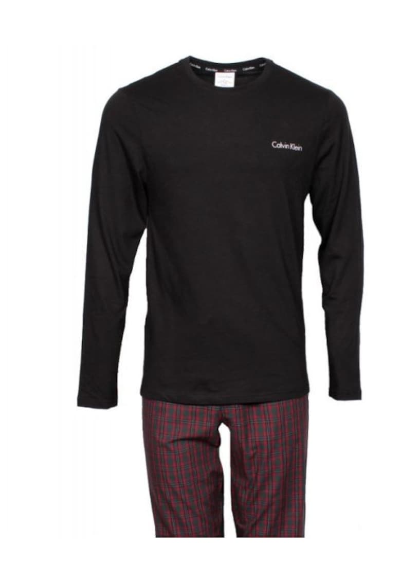 Pijama din bumbac cu model in carouri -